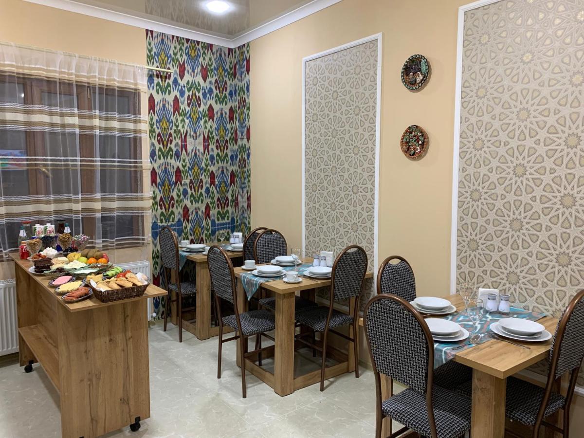 Old Safari Golden Location Guest House Бухара Екстер'єр фото