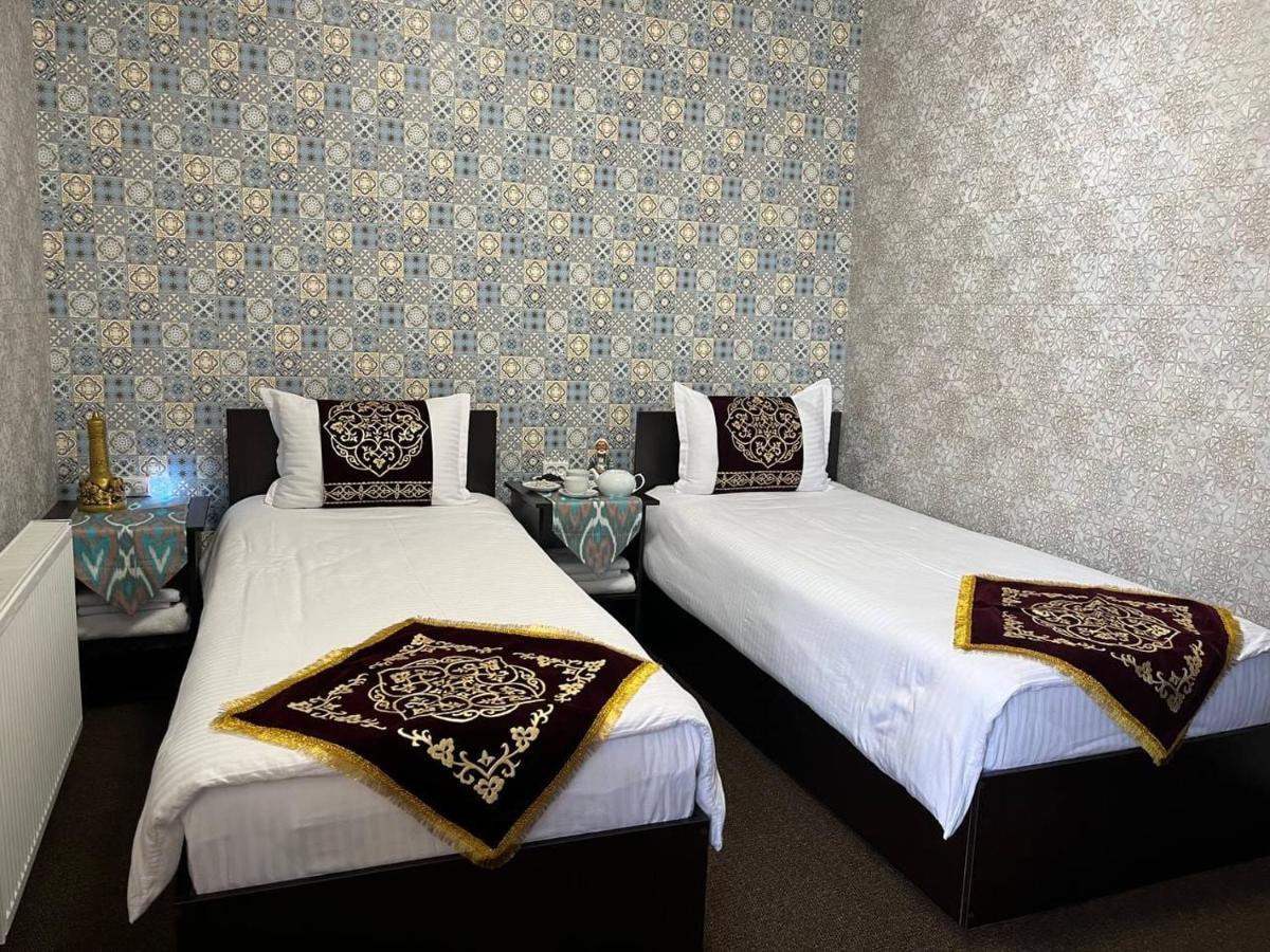Old Safari Golden Location Guest House Бухара Екстер'єр фото
