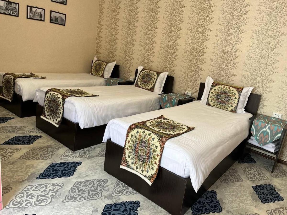 Old Safari Golden Location Guest House Бухара Екстер'єр фото